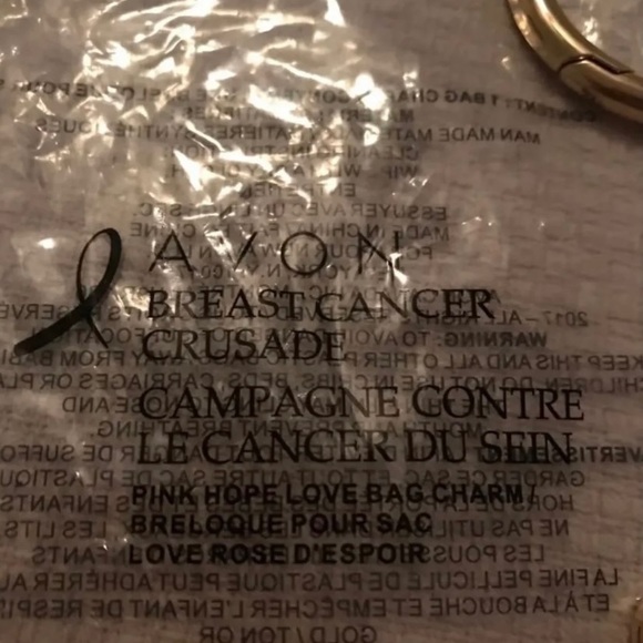 Avon Breast Cancer Crusade Keychain - Picture 2 of 4